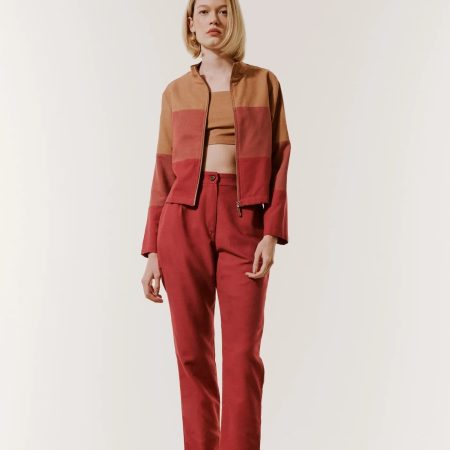 PANTALONES LISOS CON DOBLADILLO ROJO