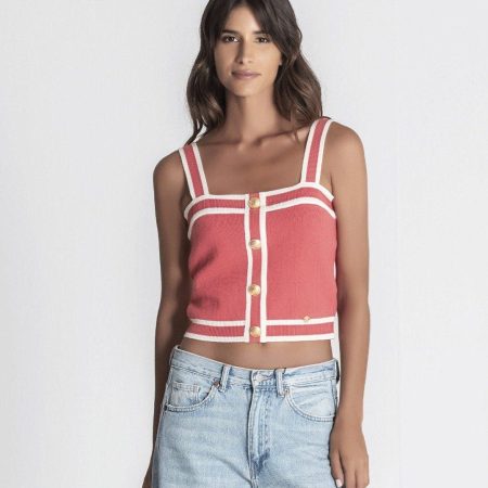 TOP CON BOTONES DORADOS ROJO